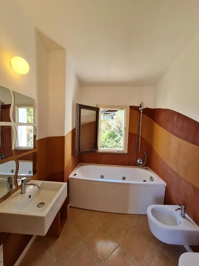 Holiday Homes Porto San Paolo  Apartment